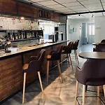 Domaine De La Hotel Woignarue