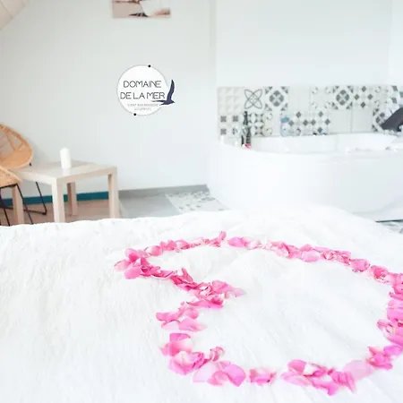 Domaine De La Hotel *