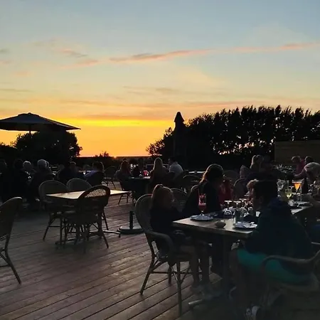 Hotel Domaine De La Woignarue