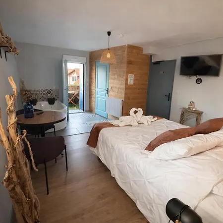 Hotel Domaine De La Woignarue