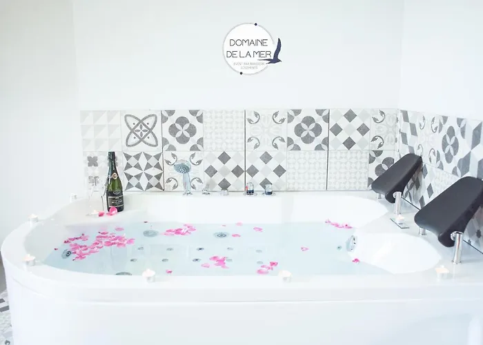 Domaine De La Hotel *