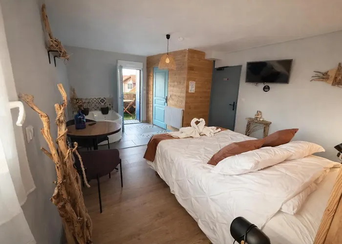 Hotel Domaine De La Woignarue